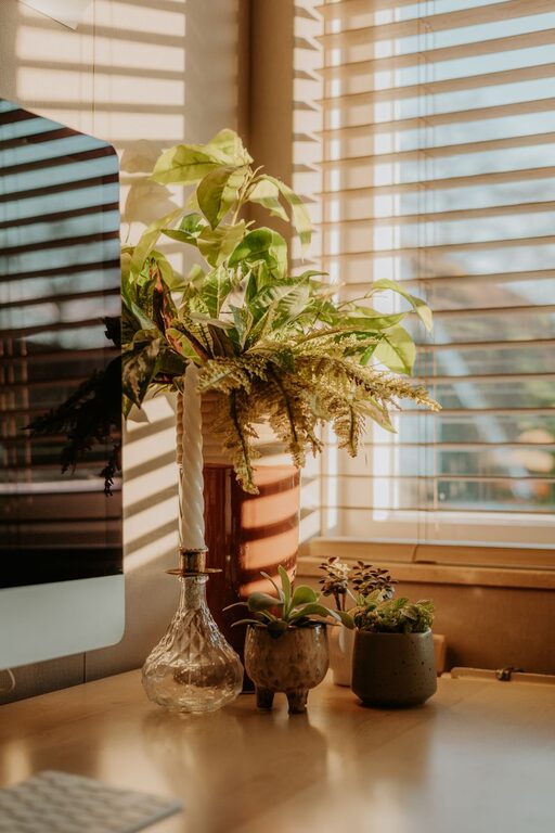 Tips for Creating a Cozy and Organized Home Workspace